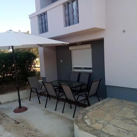 Luka Apartment Galovac  Екстериор снимка