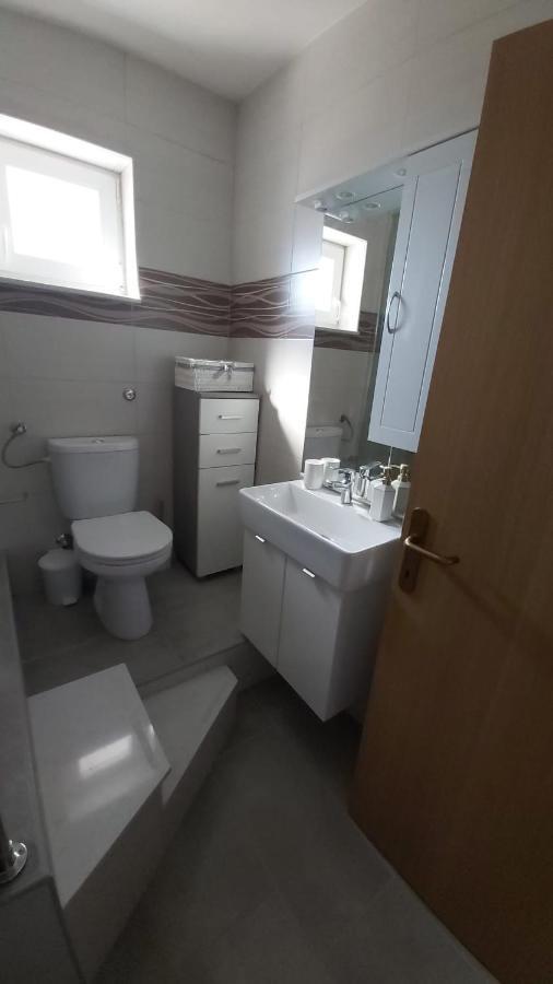 Luka Apartment Galovac  Екстериор снимка